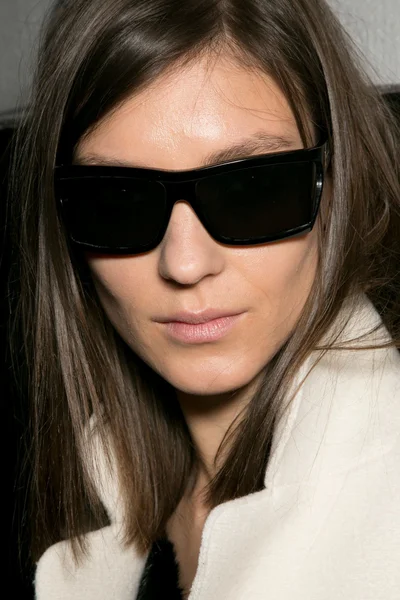 Look 60